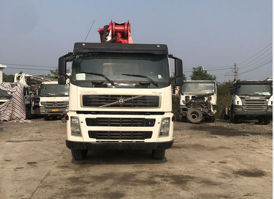 हाई फंक्शनिंग कंक्रीट ट्रेलर पंप Putzmeister 42M वोल्वो प्रयुक्त