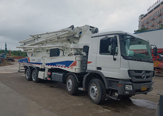 300KW नवीनीकरण बेटन पंप डीजल इंजन के साथ कंक्रीट पम्प ट्रक 50m बड़े आकार का इस्तेमाल किया:
