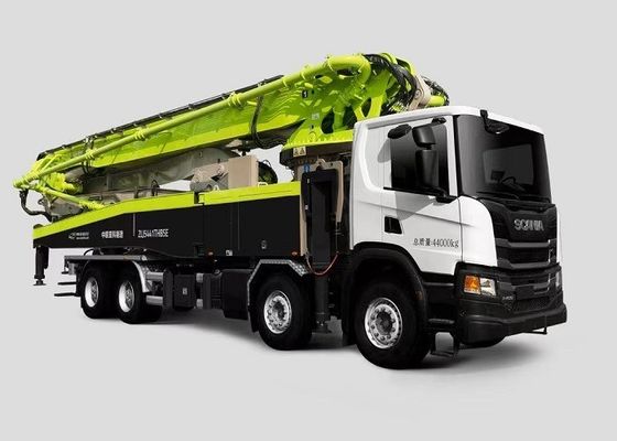यूरो 5 उत्सर्जन 58m स्कैनिया कंक्रीट ट्रक 8x4 उच्च ड्राइविंग सुरक्षा