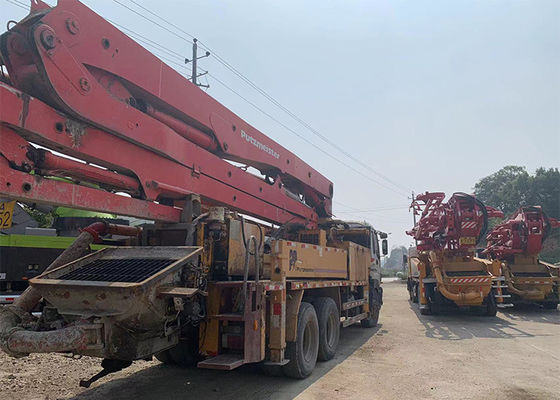 Putzmeister प्रयुक्त कंक्रीट पम्पिंग Isuzu ट्रक 42m . का पुन: निर्माण किया गया