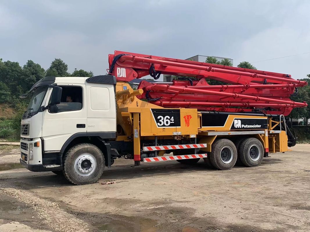 Putzmeister 36m प्रयुक्त कंक्रीट पम्प वोल्वो ट्रक Refurbished Beton पंप