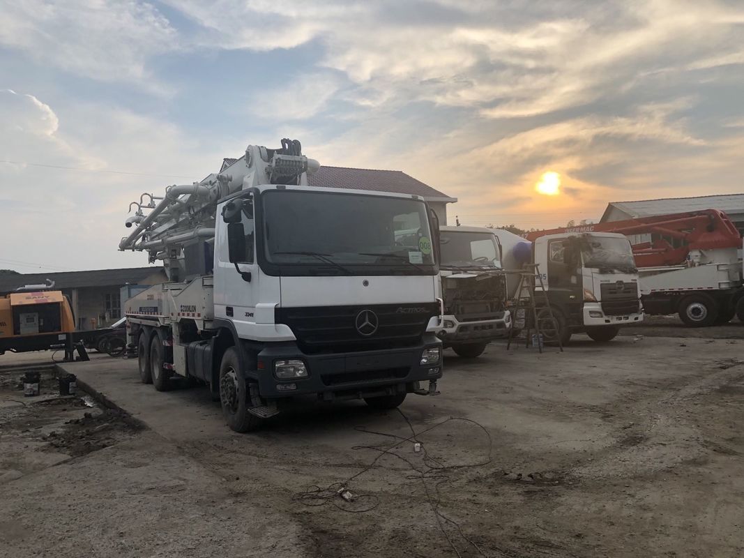 हाई फंक्शनिंग जूमलियन 40M ट्रक माउंटेड कंक्रीट पंप का इस्तेमाल किया: