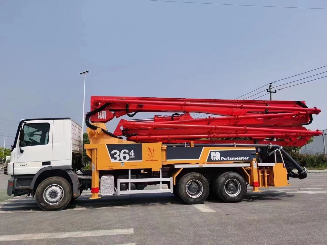 140m3/H 50m बूम कंक्रीट ट्रक हैवी ड्यूटी 4 बूम सेक्शन के साथ