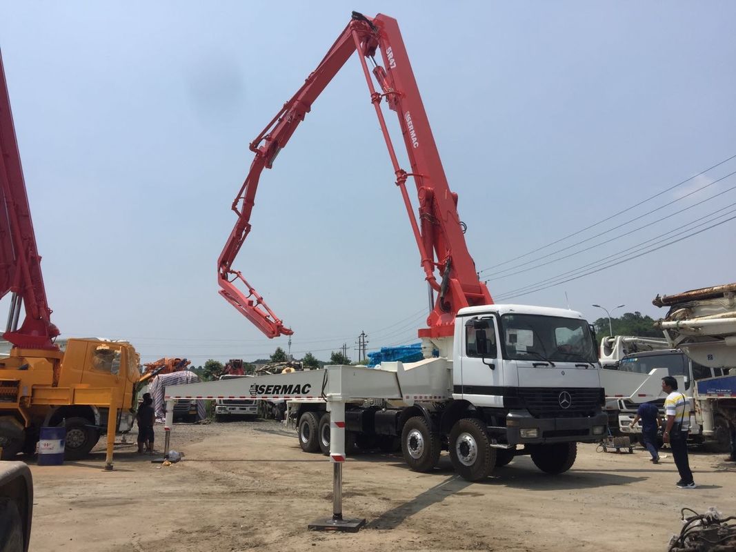 हाई फंक्शनिंग कंक्रीट ट्रेलर पंप Sermac 47m बेंज कंक्रीट पम्प ट्रक का इस्तेमाल किया: