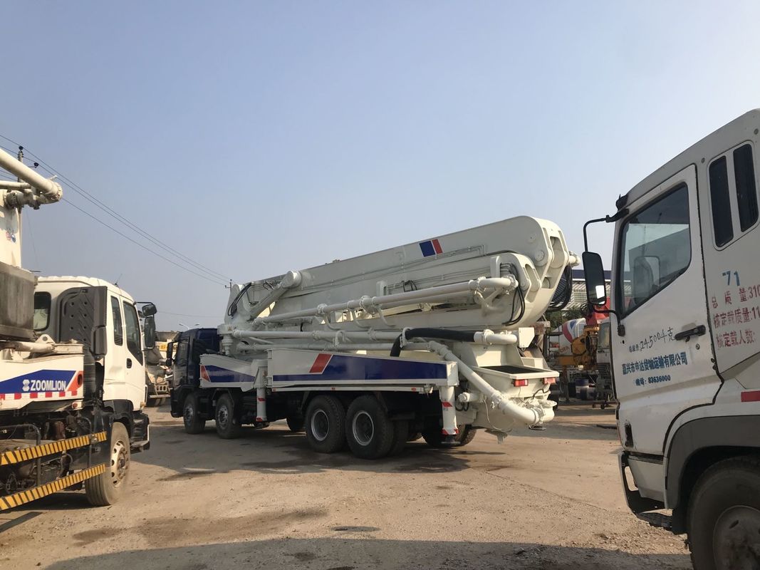 कंक्रीट ट्रेलर पंप बूम पंप ट्रक ज़ूमलियन 47 एम वोल्वो प्रयुक्त पंप ट्रक