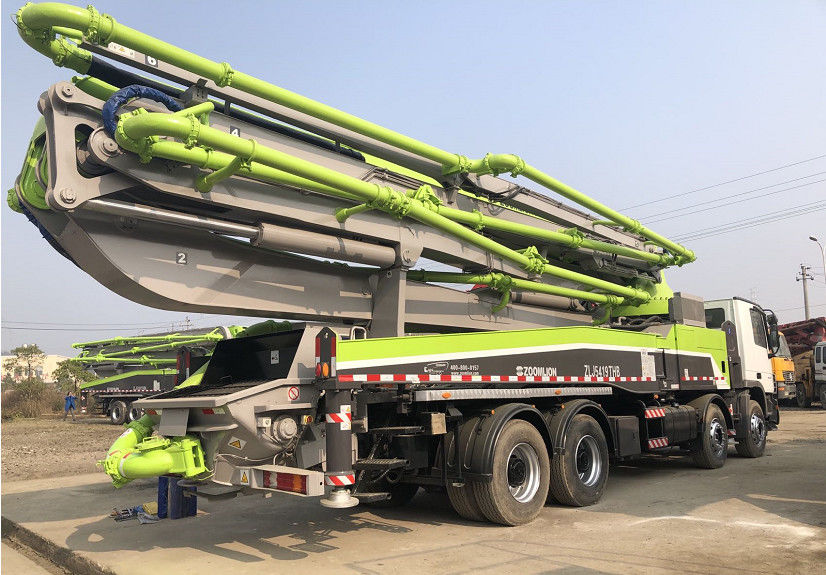 Actros 4141 Zoomlion बेंज कंक्रीट पम्प ट्रक 180 M3 / H 300 Kw 52M . का इस्तेमाल करता है