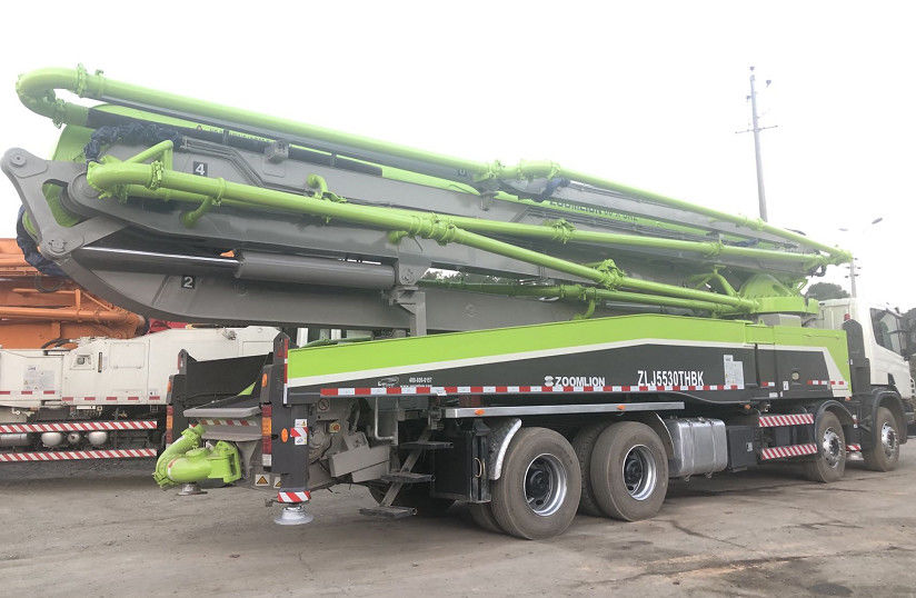 DC1206 Zoomlion स्कैनिया कंक्रीट पम्प ट्रक 56m 120 M3 / H . का उपयोग करता है
