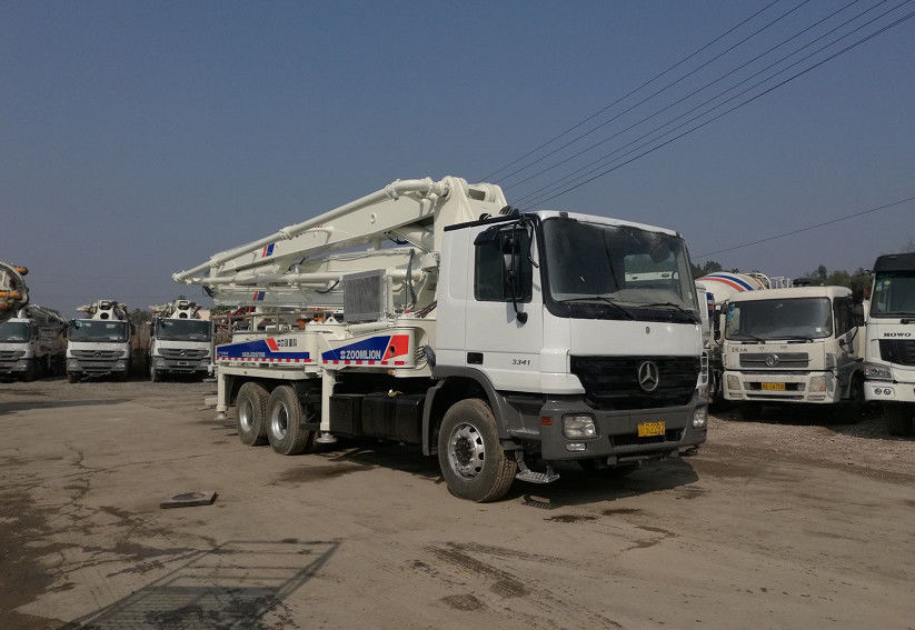 OM501LA ट्रक कंक्रीट पम्प Zoomlion 37m बेंज कंक्रीट पम्प ट्रक का इस्तेमाल किया