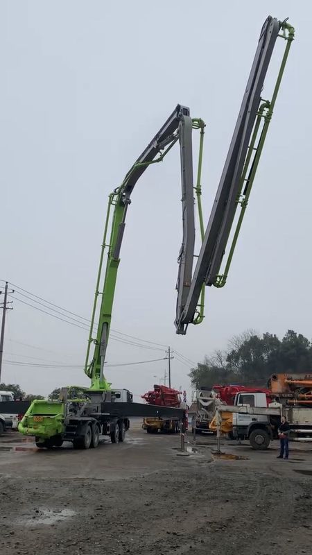 प्रयुक्त कंक्रीट ट्रेलर पंप जूमलियन बेंज 56 एम 150 एम 3 / एच