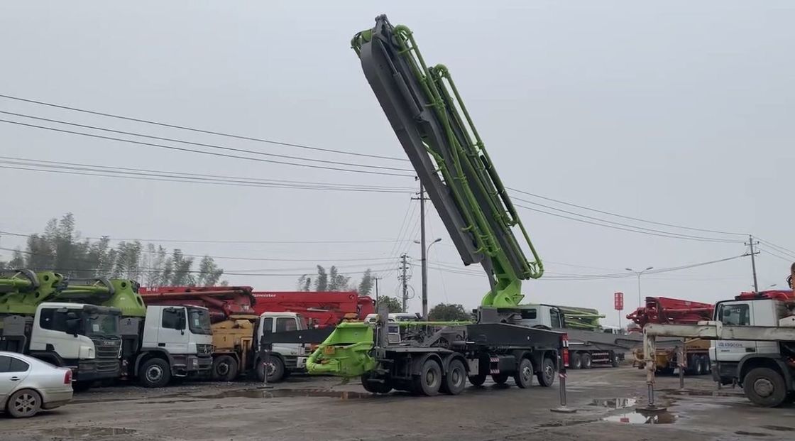 प्रयुक्त कंक्रीट ट्रेलर पंप जूमलियन बेंज 56 एम 150 एम 3 / एच