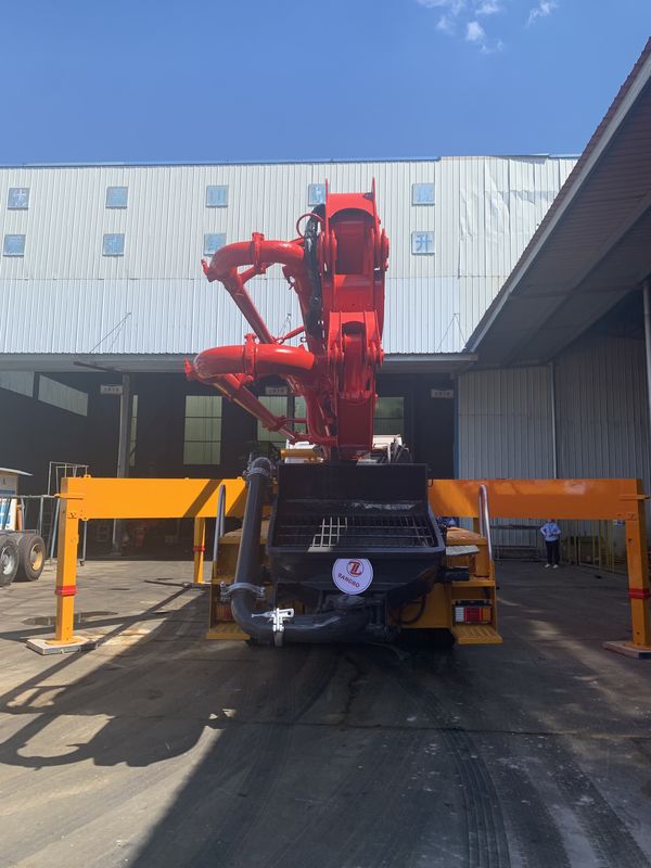 निर्माण मशीनरी 2012 वर्ष Putzmeister 38m बेटन पम्प कंक्रीट पम्पिंग प्रयुक्त कंक्रीट पम्प ट्रक