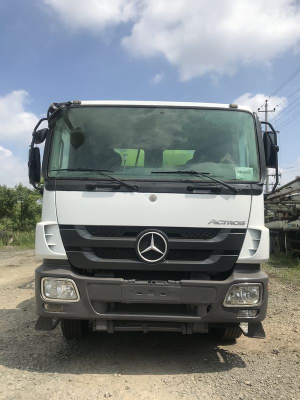 52m बूम के साथ प्रयुक्त कंक्रीट पम्प ट्रक