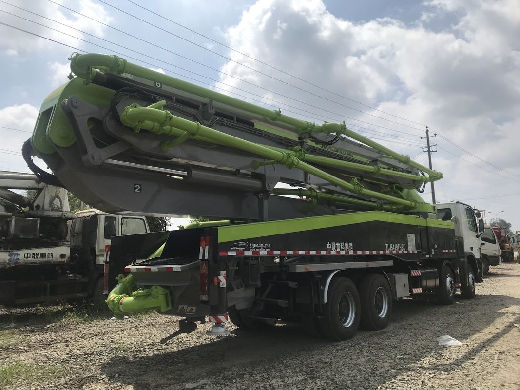 52m बूम के साथ प्रयुक्त कंक्रीट पम्प ट्रक