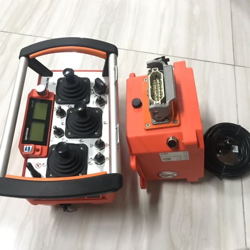 एचबीसी 727 कंक्रीट पम्प पार्ट्स कंक्रीट पम्प रिमोट विश्वसनीय टिकाऊ