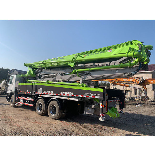 110 M3/H प्रयुक्त कंक्रीट पम्प ट्रक ISO90001 अनुमोदन के साथ तीन धुरा