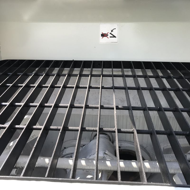 ISO90001 49m नवीनीकृत कंक्रीट बूम ट्रक व्हाइट कलर एक्ट्रोस चेसिस