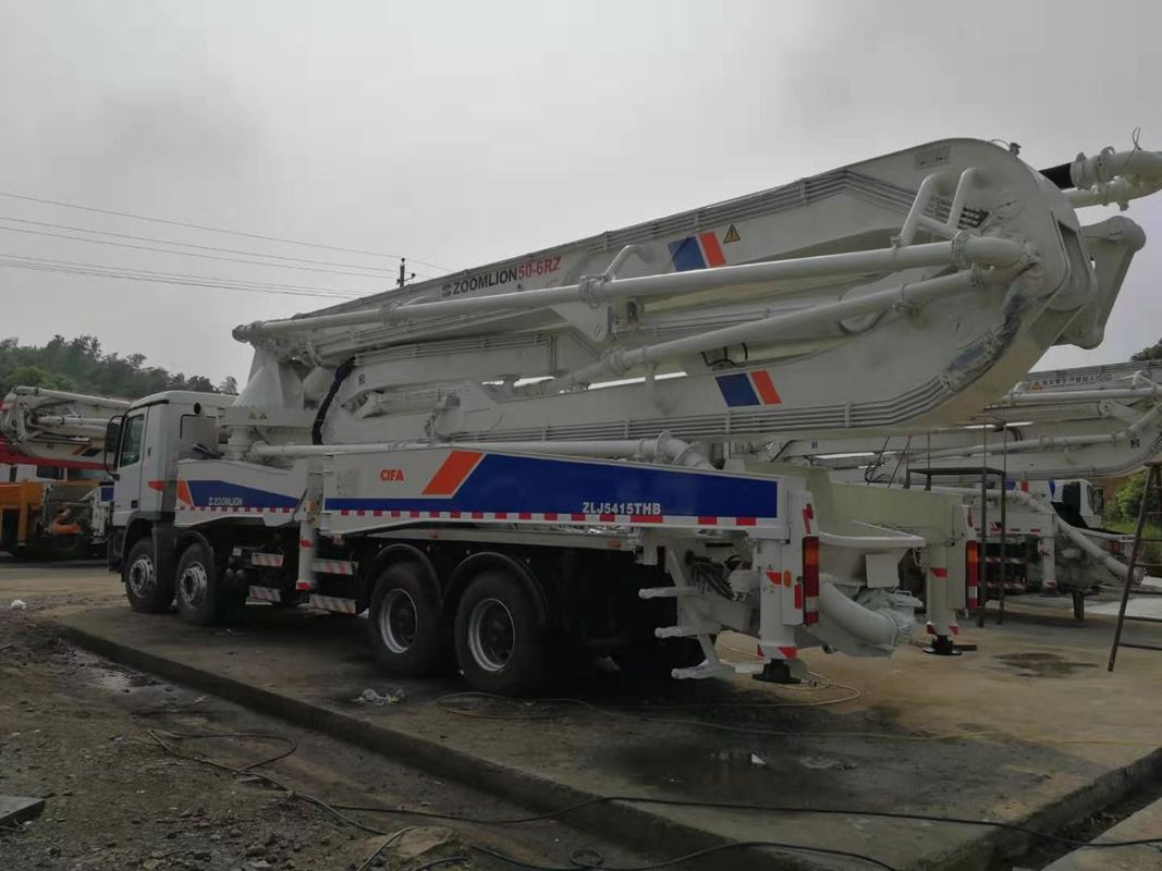 ISO90001 प्रमाणित 120m3/H बूम कंक्रीट पम्प ट्रक सुरक्षा फ्रेम के साथ: