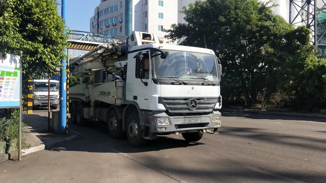 300KW जूमलियन कंक्रीट बूम ट्रक, बूम पंप ट्रक अच्छी तरह से रखरखाव किया जाता है