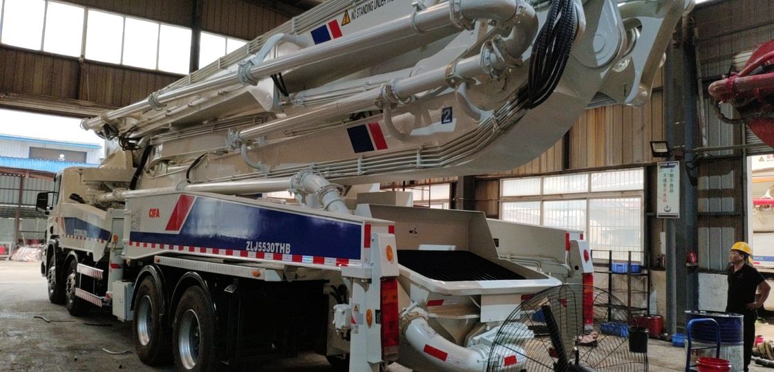 180m3/H 56m जूमलियन ट्रक, डीजल इंजन के साथ लांग बूम कंक्रीट पम्प