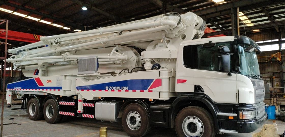 180m3/H 56m जूमलियन ट्रक, डीजल इंजन के साथ लांग बूम कंक्रीट पम्प