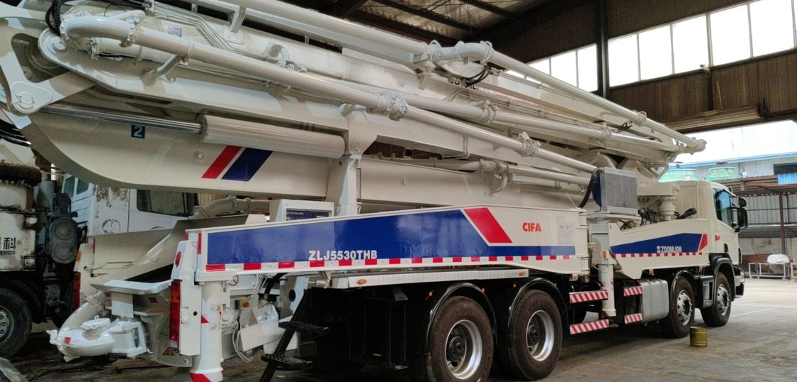 180m3/H 56m जूमलियन ट्रक, डीजल इंजन के साथ लांग बूम कंक्रीट पम्प