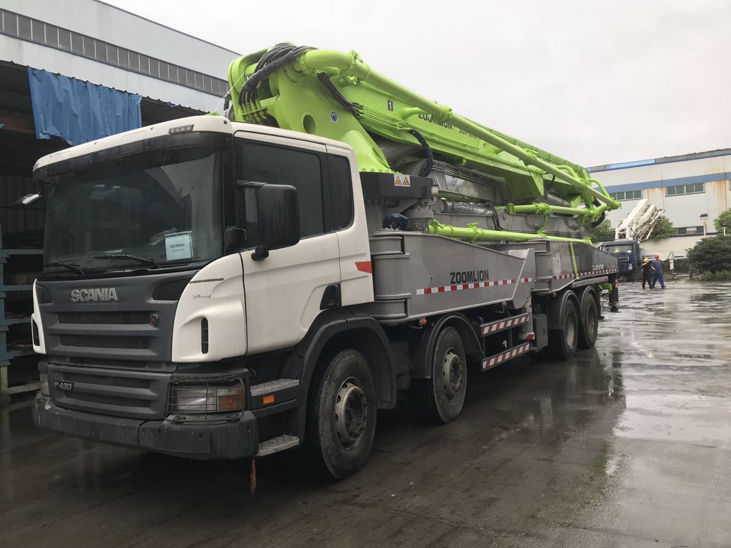 309KW 56m कंक्रीट बूम पंप ट्रक उच्च दक्षता हाइड्रोलिक सिस्टम 170m3 / H