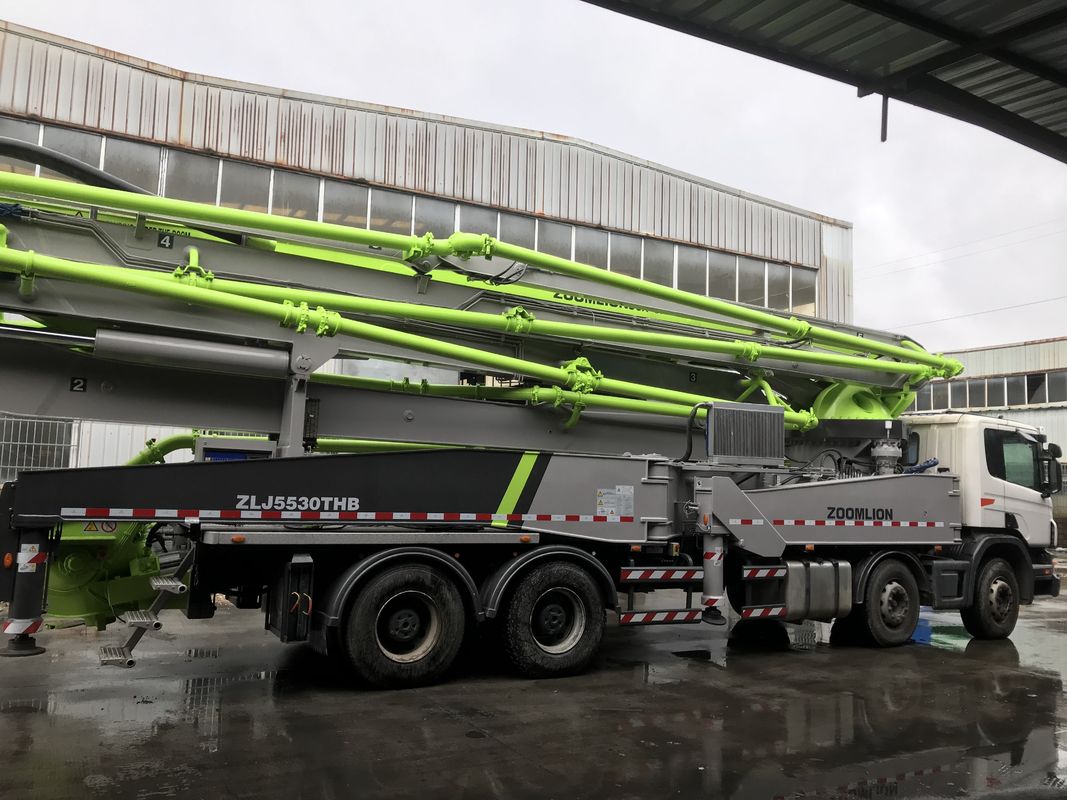 309KW 56m कंक्रीट बूम पंप ट्रक उच्च दक्षता हाइड्रोलिक सिस्टम 170m3 / H