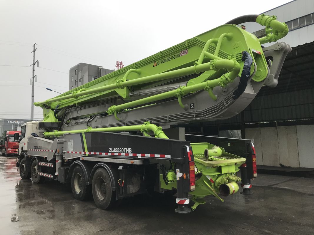 309KW 56m कंक्रीट बूम पंप ट्रक उच्च दक्षता हाइड्रोलिक सिस्टम 170m3 / H