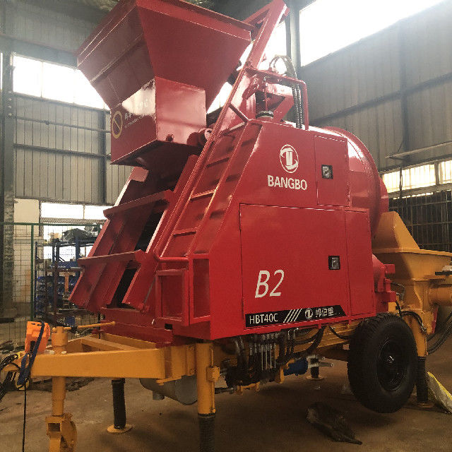 ISO90001 प्रमाणित पोर्टेबल कंक्रीट डालने की मशीन 170 लीटर टैंक के साथ