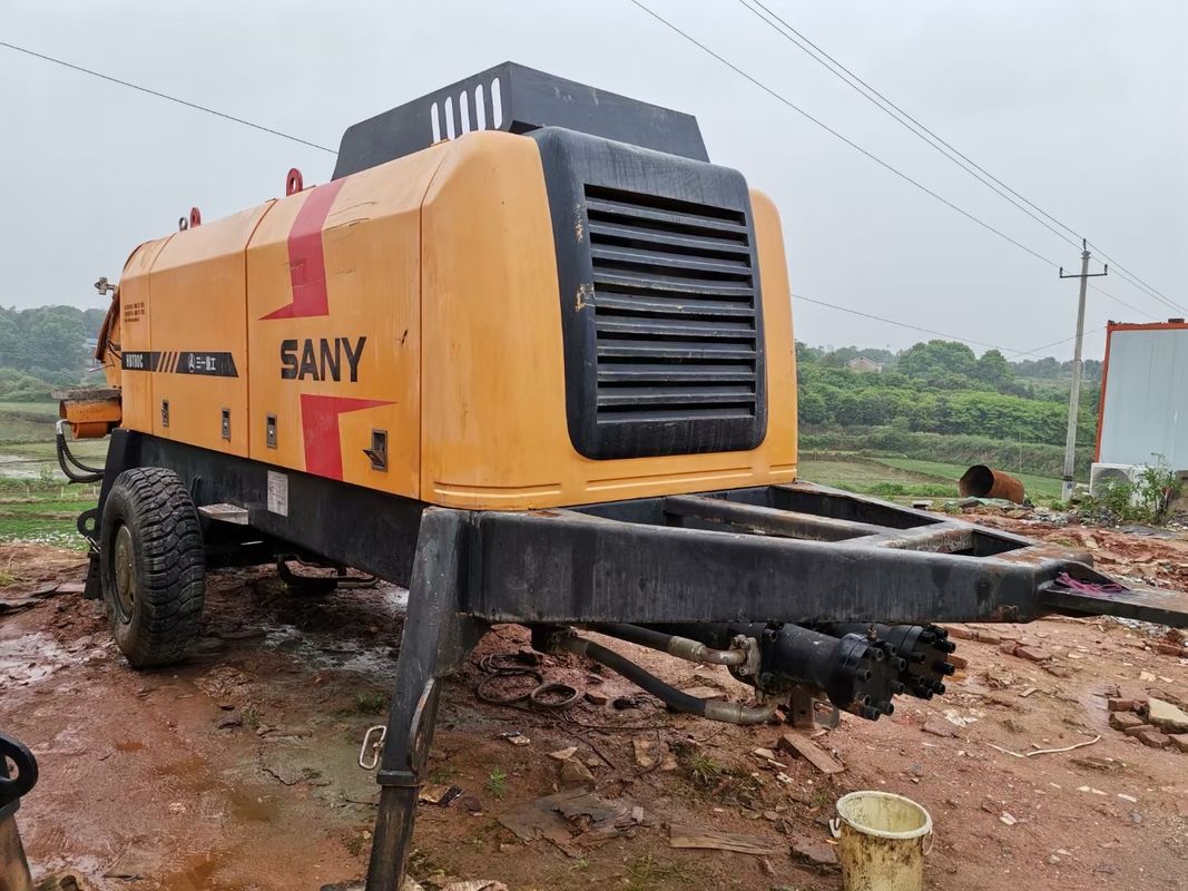 ISO90001 16MPa प्रयुक्त कंक्रीट ट्रेलर पंप, स्थिर कंक्रीट पम्प डीजल इंजन