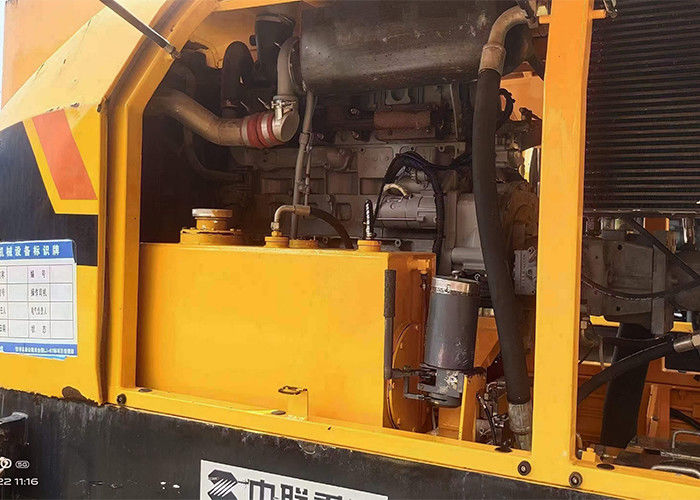 60m3/H 180m 174kw ट्रेलर कंक्रीट पम्प उच्च सुरक्षा आसान पीला साफ करने के लिए