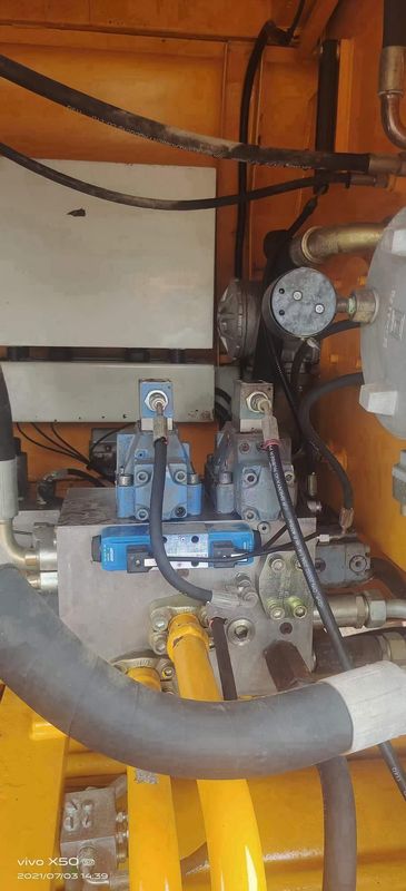 60m3/H 180m 174kw ट्रेलर कंक्रीट पम्प उच्च सुरक्षा आसान पीला साफ करने के लिए