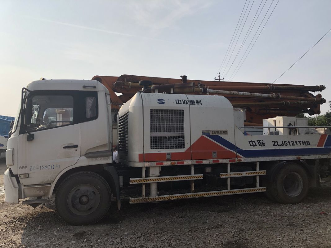 18 एमपीए 100 सीबीएम प्रयुक्त कंक्रीट ट्रेलर पंप, ट्रक कंक्रीट लाइन पंप घुड़सवार: