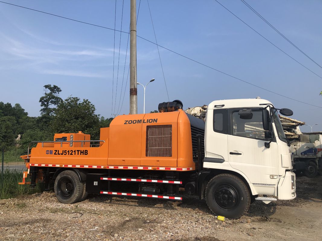 90M3 / H 14Mpa ट्रक का नवीनीकरण कंक्रीट लाइन पंप उच्च दक्षता घुड़सवार: