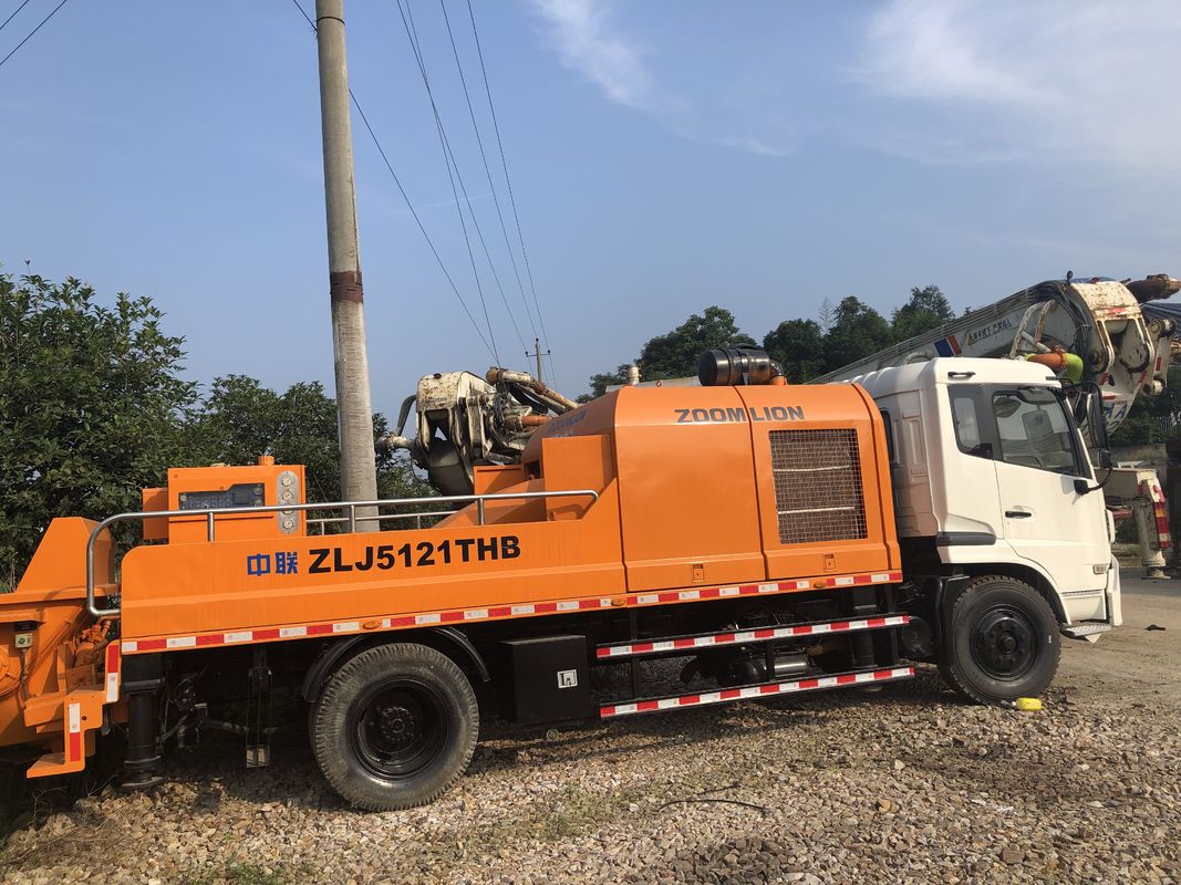 90M3 / H 14Mpa ट्रक का नवीनीकरण कंक्रीट लाइन पंप उच्च दक्षता घुड़सवार: