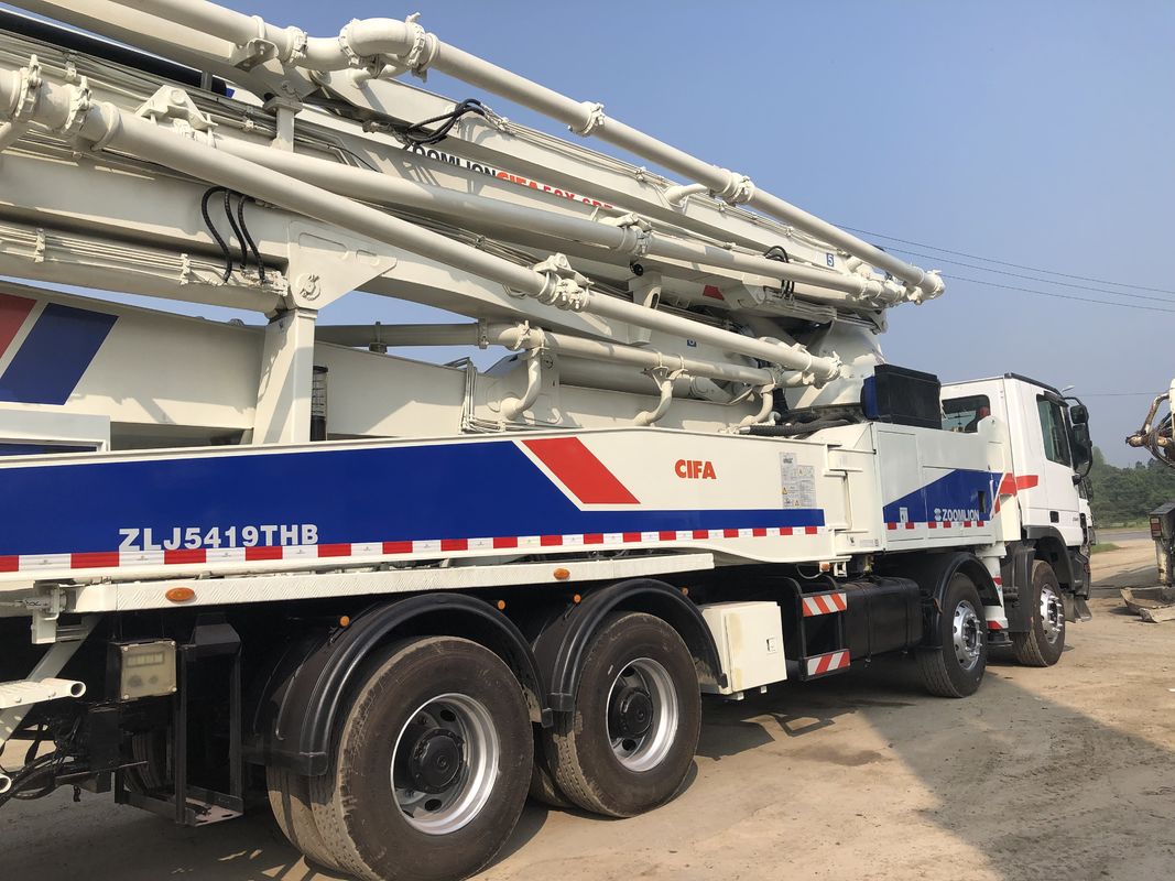 300KW 52m ट्रक कंक्रीट पम्प हाइड्रोलिक सिस्टम 2012 वर्ष घुड़सवार