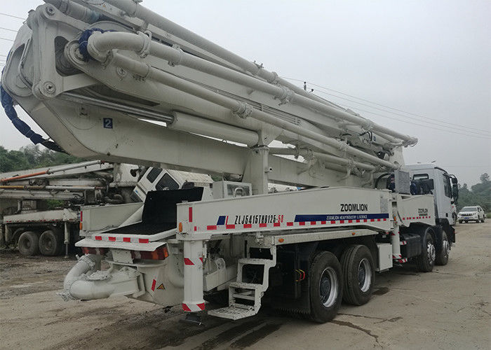 Actros 6x4 कंक्रीट पम्पर ट्रक 50 मीटर प्रतिरोधी टिकाऊ पहनें