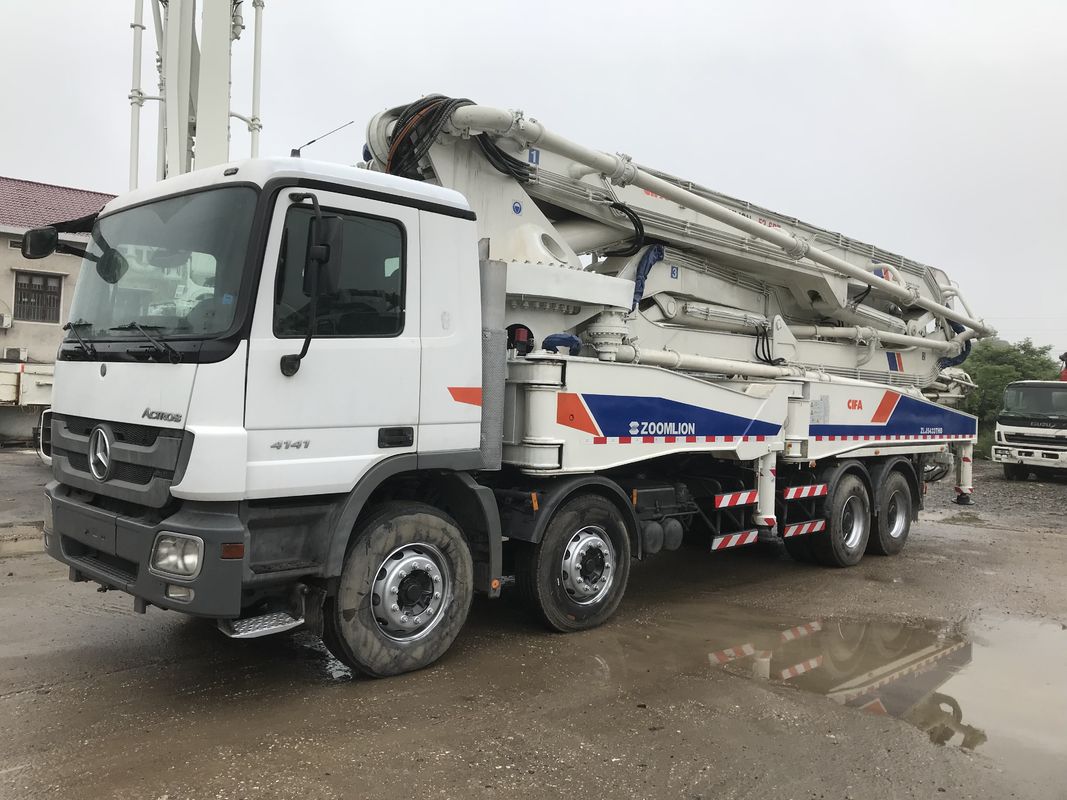 जूमलियन मोबाइल कंक्रीट पंप, 52 मीटर कंक्रीट पंप 300 किलोवाट सेकेंड हैंड