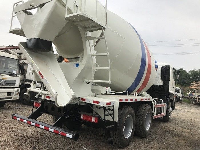 10m3 प्रयुक्त कंक्रीट मिक्सर ट्रक, HINO 700 चेसिस के साथ तैयार मिक्स कंक्रीट वाहन