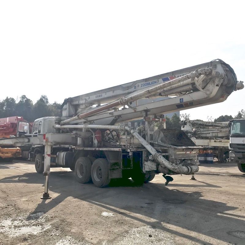 ZOOMLION 37 मीटर प्रयुक्त सीमेंट ट्रक ISUZU चेसिस का नवीनीकरण किया गया