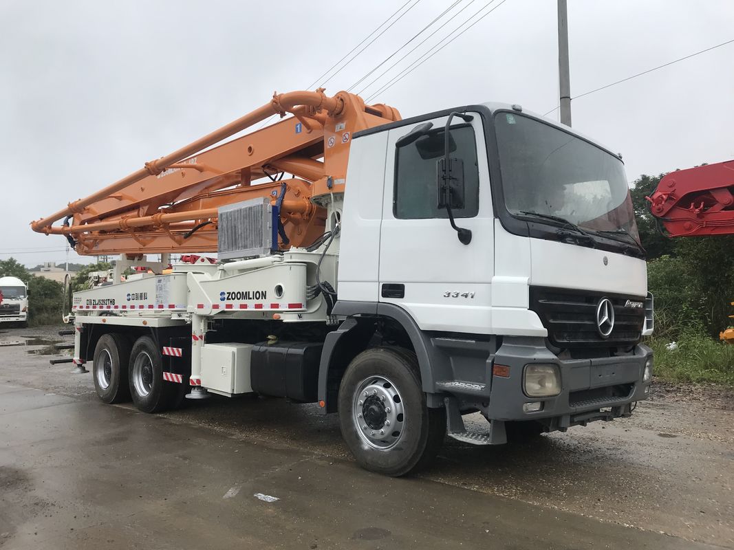290KW 37m कंक्रीट ट्रक पंप जूमलियन लॉन्ग आर्म हाई सेफ्टी 120m3 / H . के साथ