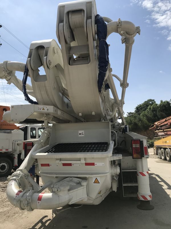 110 घन कंक्रीट बूम ट्रक वोल्वो चेसिस ZLJ5420THB125-47