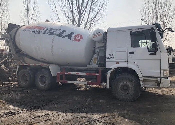 एसएई प्रमाणन के साथ 14 सीबीएम कंक्रीट मिक्सिंग लॉरी सिनोट्रुक 3 एक्सल