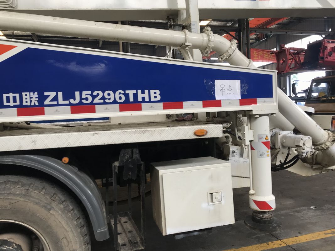 120M3 / H 300KW प्रयुक्त सीमेंट ट्रक, ट्रांसमिशन के लिए सीमेंट पंप ट्रक