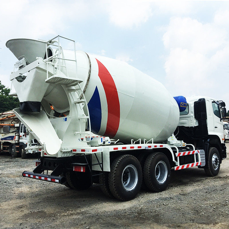 उच्च मानक 10CBM सेकेंड हैंड ट्रक मिक्सर, HINO 700 ट्रक का नवीनीकरण किया गया