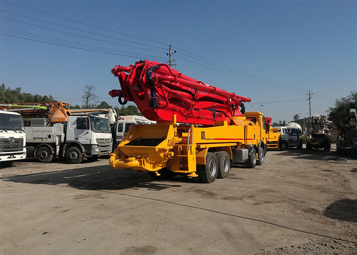 कंक्रीट ट्रांसमिशन के लिए 320kw कॉम्पैक्ट 46m सीमेंट बूम ट्रक एक्टर्स 4141: