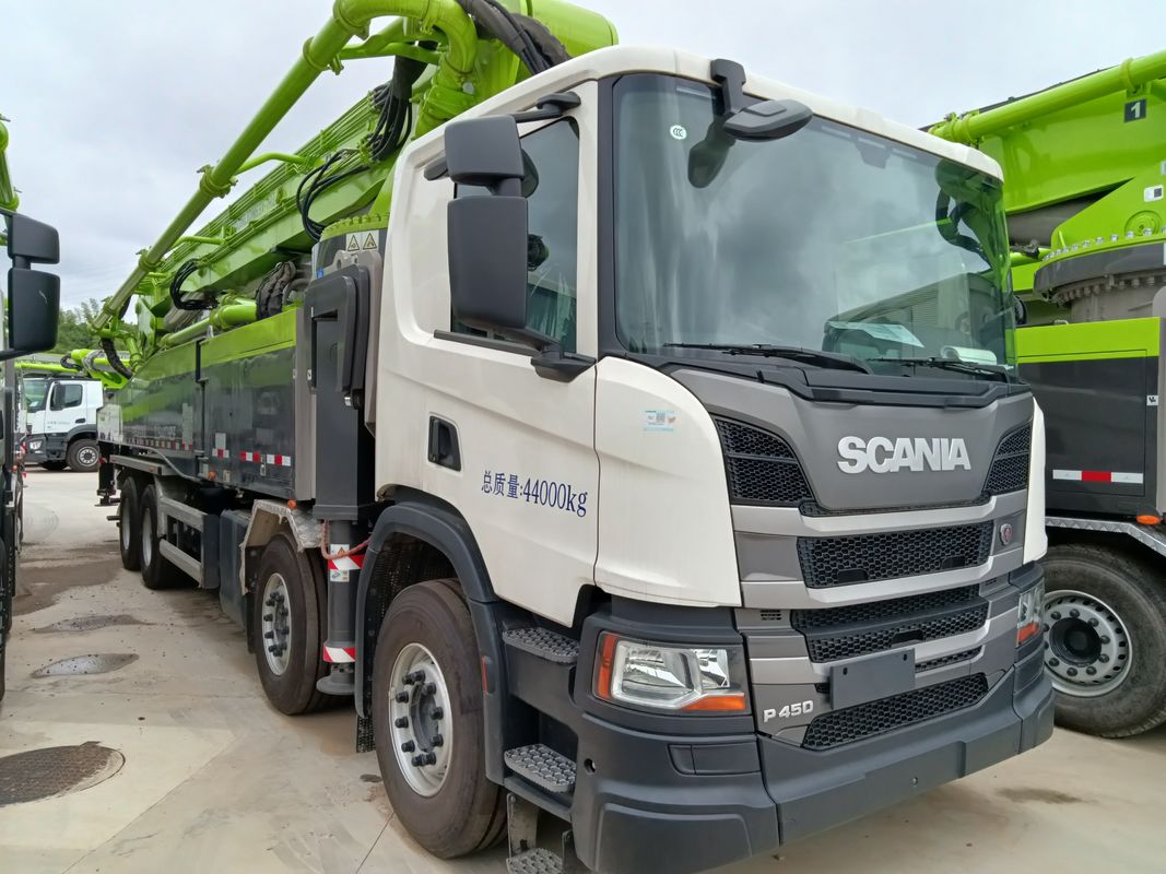 180CBM/H नया कंक्रीट पम्प ट्रक