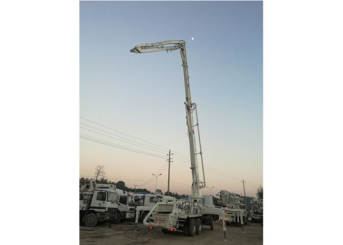 37 मीटर 290KW 120cbm / H प्रयुक्त कंक्रीट पंप निर्माण के लिए अच्छी स्थिति: