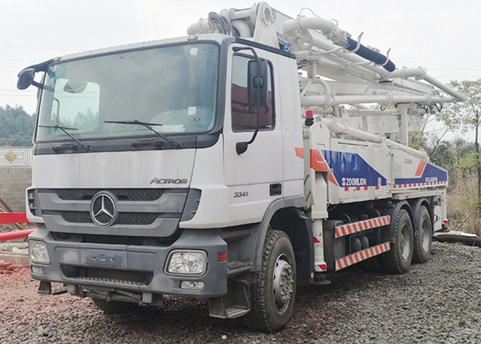 120m3 / H ट्रक माउंटेड बेटन पंप, 38m कंक्रीट पंप 4 बूम डीजल इंजन के साथ