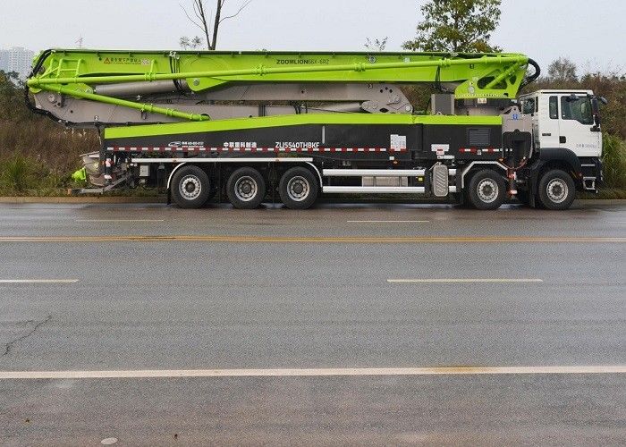 180CBM / H 66m नया कंक्रीट पंप ट्रक, दोहरी हाइड्रोलिक तेल टैंक के साथ 5 धुरा ट्रक